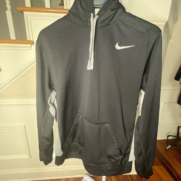 Nike Therma-Fit Mens Hoodie Full Zip Large, Gray Swoosh 2Tone Black / Gray Large - Picture 9 of 11